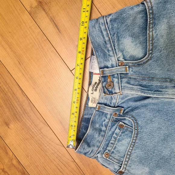 Levi's Women's Blue Denim Shorts - Picture 3 of 6